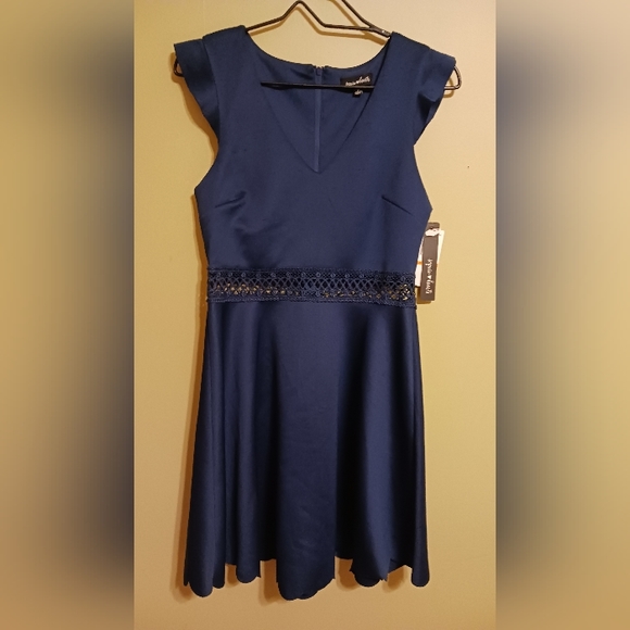 Sequin Hearts NWT Junior's Size 7 Blue Sleeveless Lace Waist Scallop Hem Dress - Picture 3 of 14